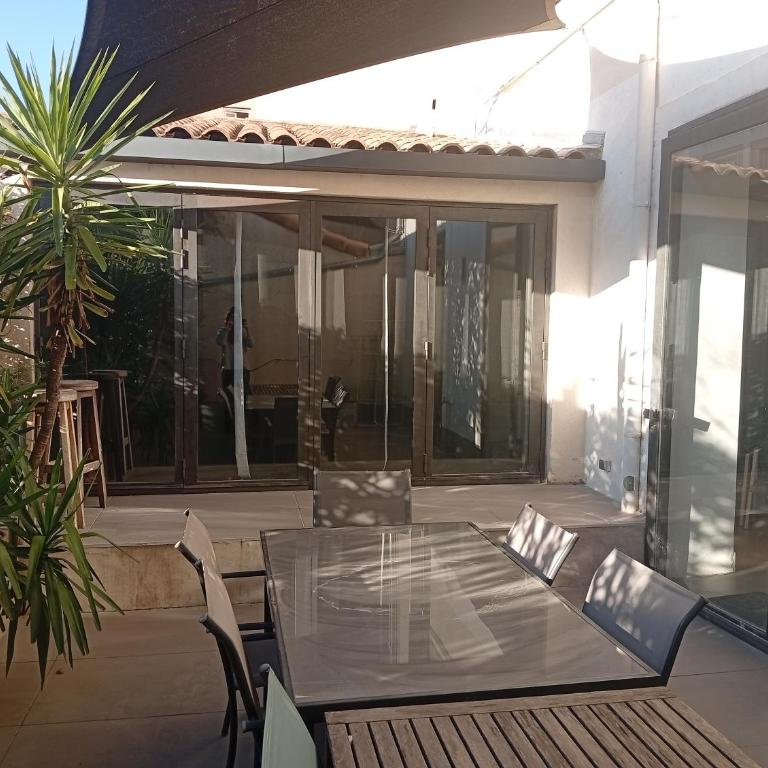 Appartement avec beaucoup de cachet central et calme - Appartement 2 Chambres - 1