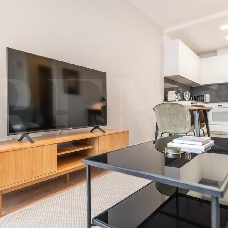 24th Floor Apartment with Views, Pool & Gym REMS - Apartamento de 1 dormitorio - 21