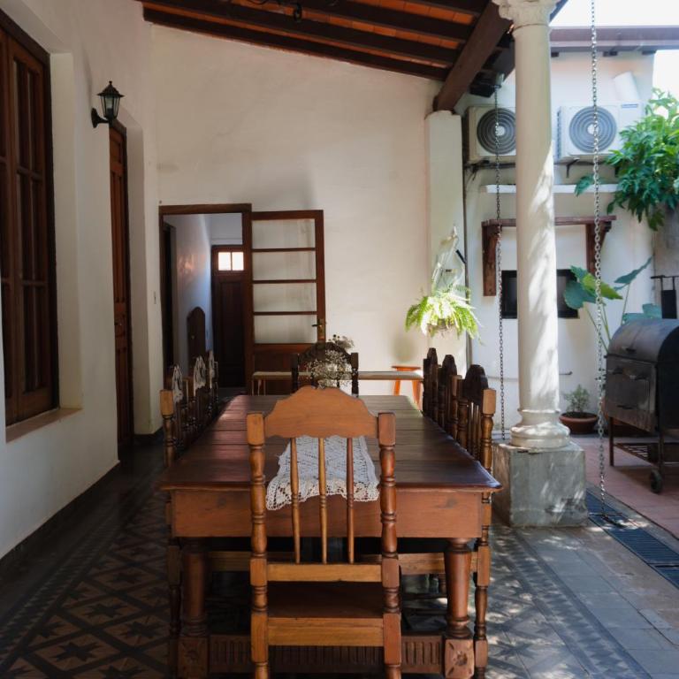 Habitación en casa colonial con jardín y piscina - Centro de Asunción - Wifi Full - One-Bedroom Apartment - 31