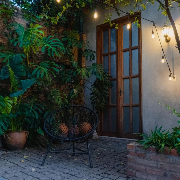 Habitación en casa colonial con jardín y piscina - Centro de Asunción - Wifi Full - One-Bedroom Apartment - 46