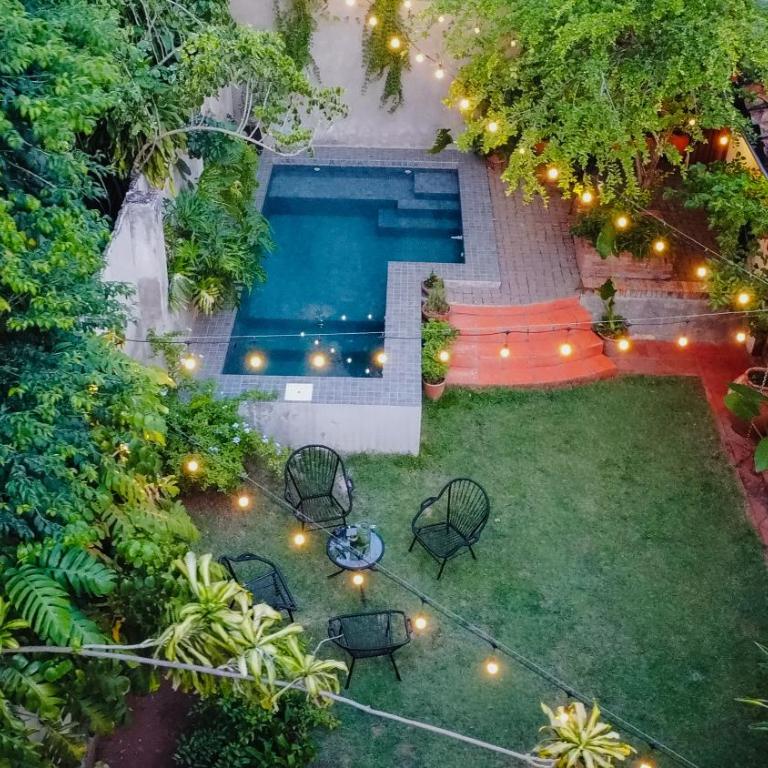 Habitación en casa colonial con jardín y piscina - Centro de Asunción - Wifi Full - One-Bedroom Apartment - 51
