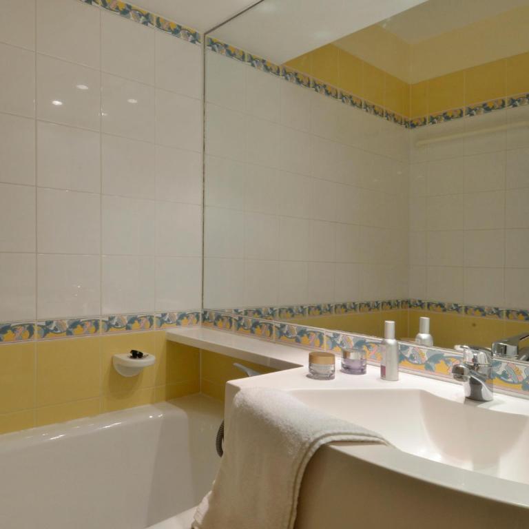 Appartement rénové avec balcon, ski aux pieds, animaux acceptés - Apartment mit 2 Schlafzimmern - 13