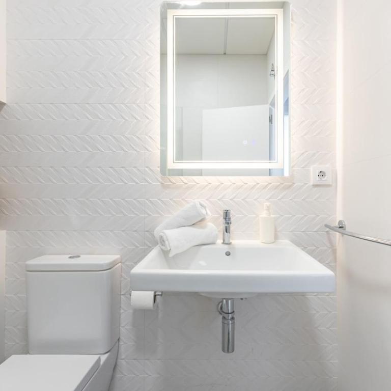 ISG Apartments Santa Justa Station - Apartamento de 3 dormitorios - 91