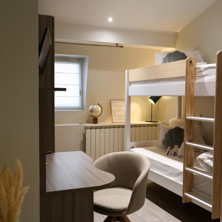 Le Phénix Hôtel - Chambre Quadruple en Duplex - 1