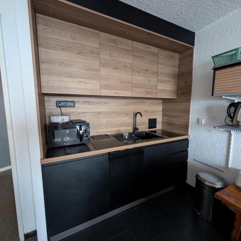 Appartement 6 pers proche pistes & commerces, animaux admis - FR-1-445-98 - Apartamento (6 adultos) - 10