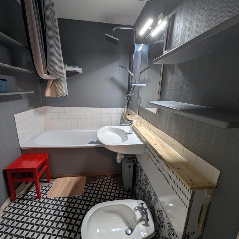 Appartement 6 pers proche pistes & commerces, animaux admis - FR-1-445-98 - Apartamento (6 adultos) - 15