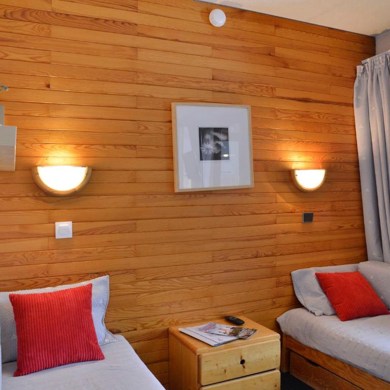 Studio divisible chaleureux · 4 pers · Accès pistes · Balcon - Monolocale - 13