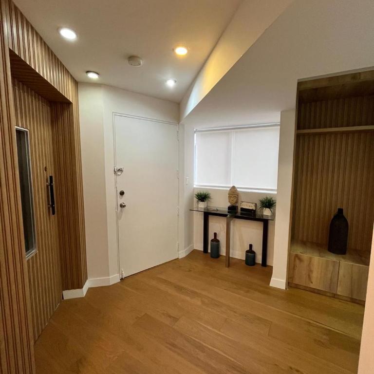 Best ocean view in Miraflores Lima - Three-Bedroom Apartment - 1