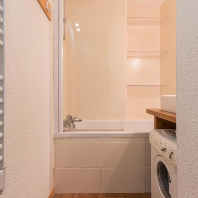 Appartement 2 pièces rénové avec balcon et casier à ski au cœur de Montchavin - Apartment mit 1 Schlafzimmer - 14