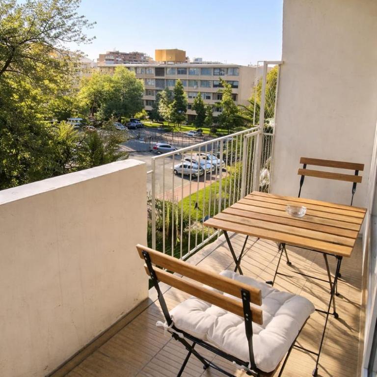 Tranquilo Dúplex para grupos - Three-Bedroom Apartment - 14