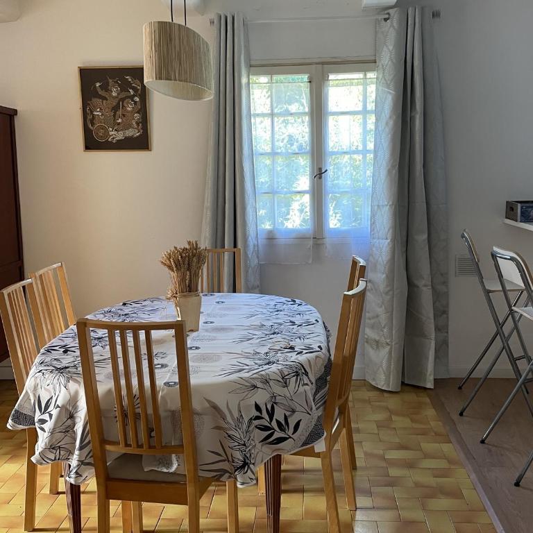 Les deux mas - Maison 2 Chambres - 13