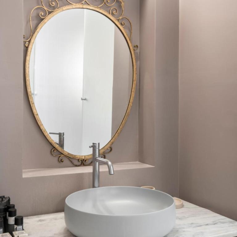 19 Steps Trevi - Superior Double Room - 3