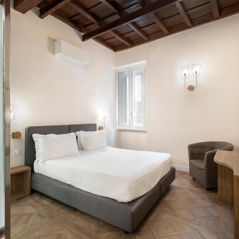19 Steps Trevi - Superior Double Room - 2