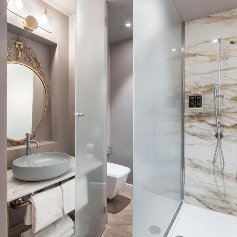 19 Steps Trevi - Standard Double Room - 1