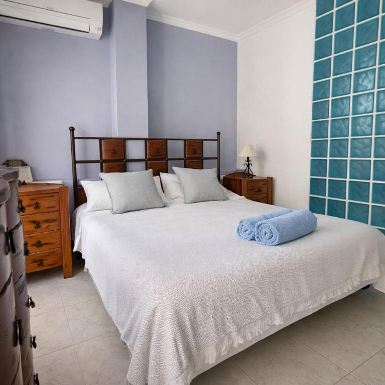 Charming 3-Bedroom Apartment in Scenic Frigiliana - Apartamento - 12