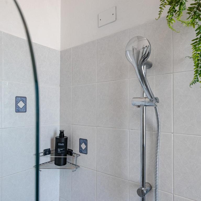 Hostly Santo Stefano Tower View Apartment - Appartamento con 3 Camere da Letto e con Balcone - 35