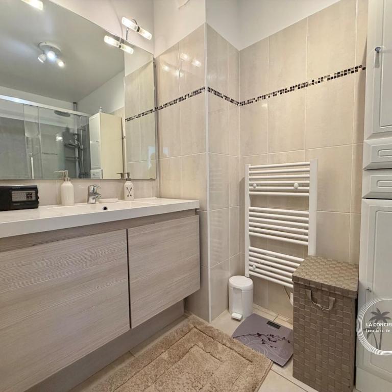 L'Azuréa - Piscine - Près des plages et du Port - Appartement 2 Chambres - 18