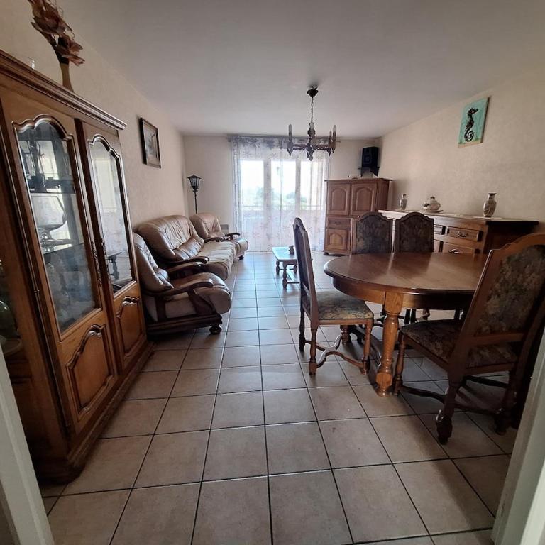Appartement spacieux et bien situé - Apartment mit 1 Schlafzimmer - 8