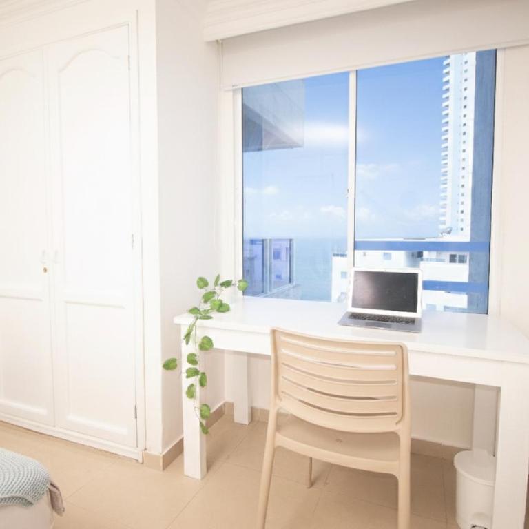 Apartamento con vista al mar, cerca a Bocagrande - One-Bedroom Apartment - 26