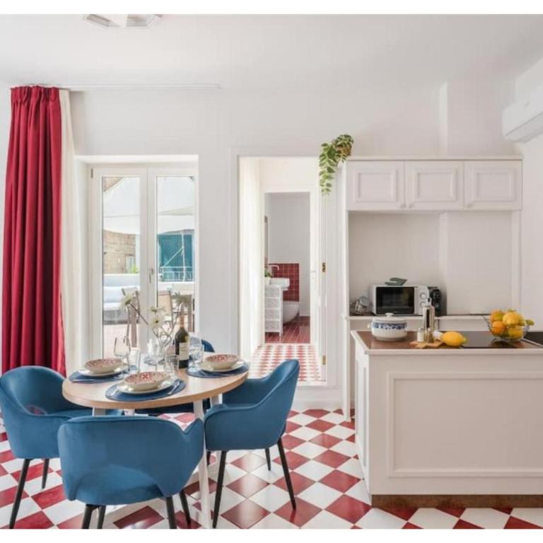 SorrentoVibes - Lux Family Home in Sorrento with Terrace&Solarium - Appartamento con 2 Camere da Letto - 16