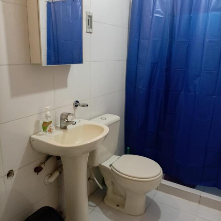 Departamento Independiente cerca al Cine Center HC - Two-Bedroom Apartment with City View - 6