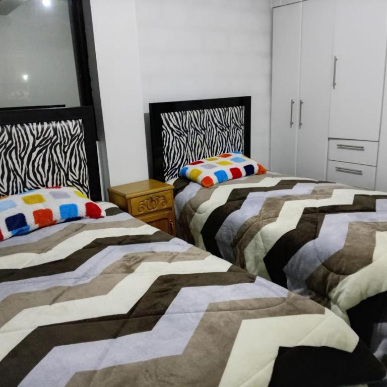 Departamento Independiente cerca al Cine Center HC - Two-Bedroom Apartment with City View - 10
