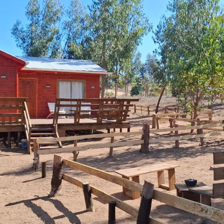 cabaña con playa y campo - Three-Bedroom House - 16