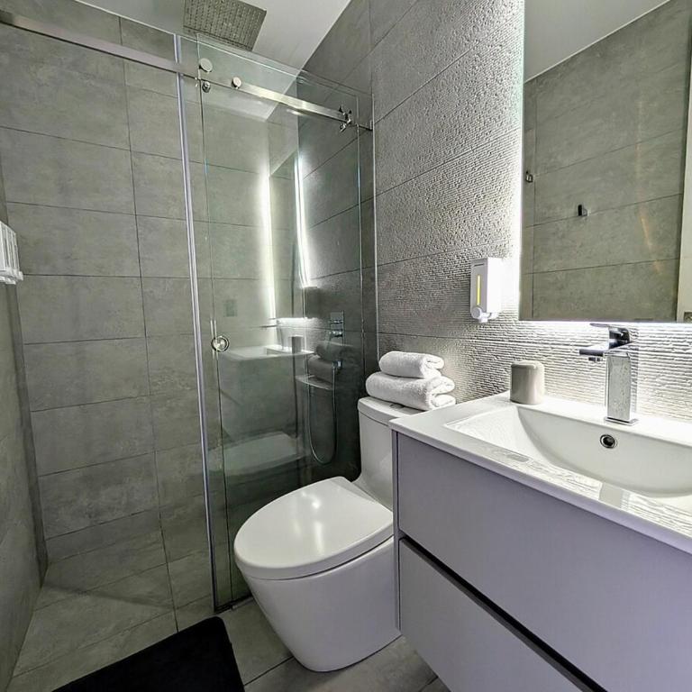 Luxury Studio Corazón Financiero, Gym, Piscina & Rooftop - One-Bedroom Apartment - 18