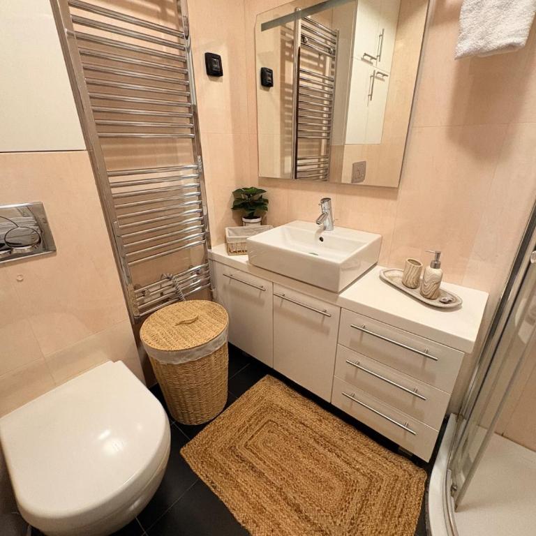Zaliv na dlanu - Two-Bedroom Apartment - 60