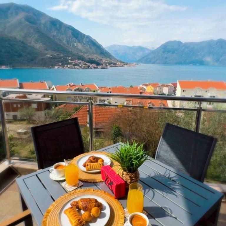 Zaliv na dlanu - Two-Bedroom Apartment - 1