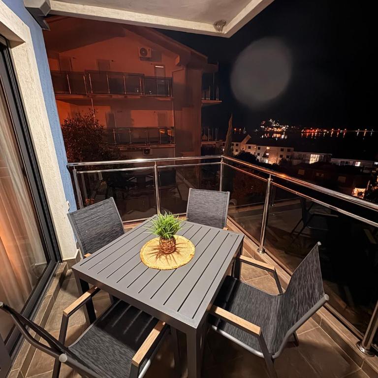 Zaliv na dlanu - Two-Bedroom Apartment - 70
