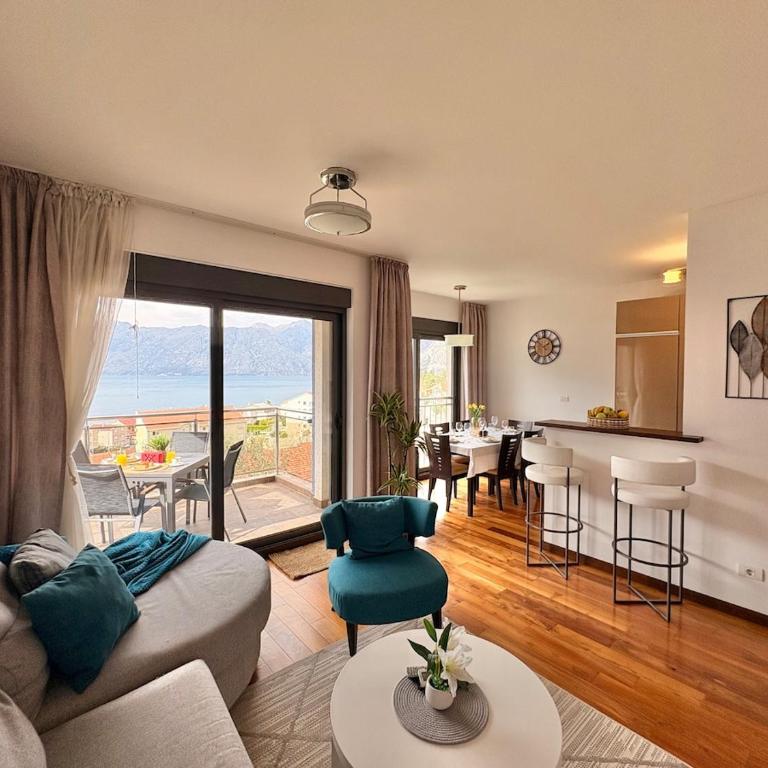 Zaliv na dlanu - Two-Bedroom Apartment - 12