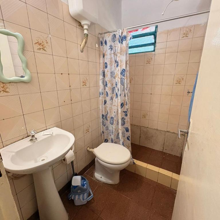 Posada KUARAHY - Habitación Doble con baño privado - 13