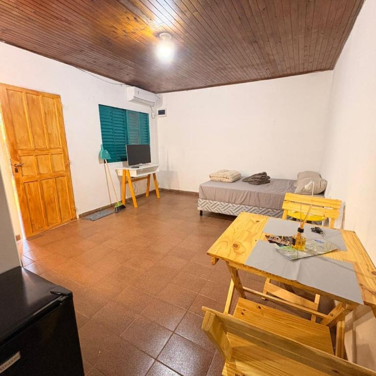 Posada KUARAHY - Habitación Doble con baño privado - 11