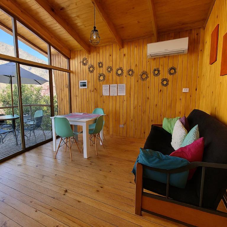 Cabañas Carolín Cacao Castaño - Family Room with Balcony - 17