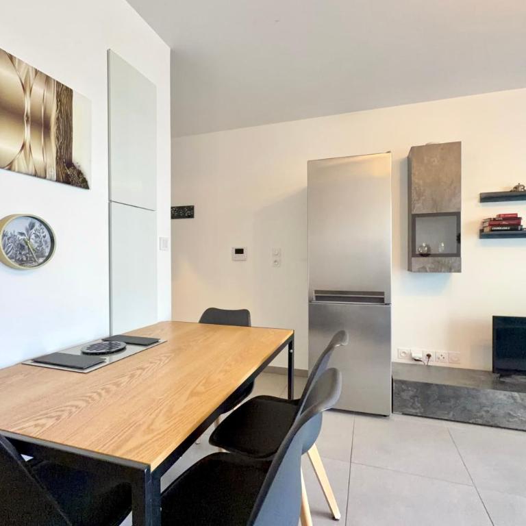 Charming 2 room apartment 300m walk from Lac du Bourget! - Apartment - 6