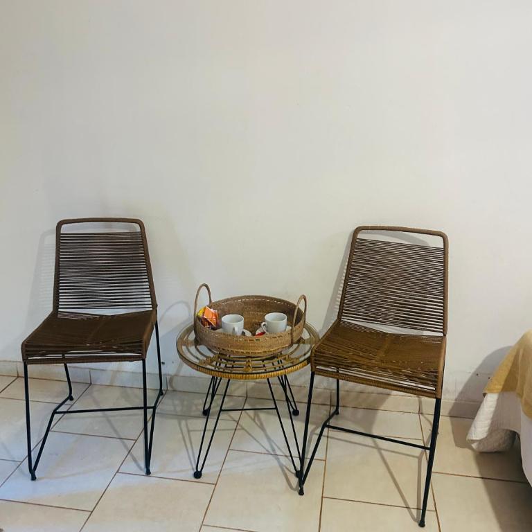 Posada ara - Triple Room - 8