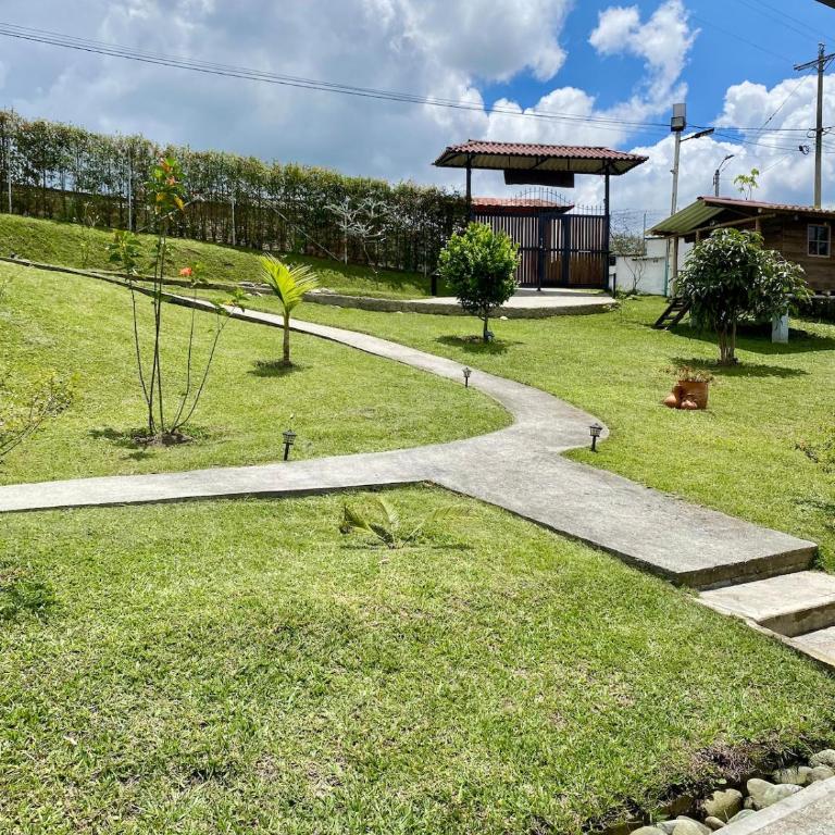 Refugio Campestre Mágico - Three-Bedroom House - 9
