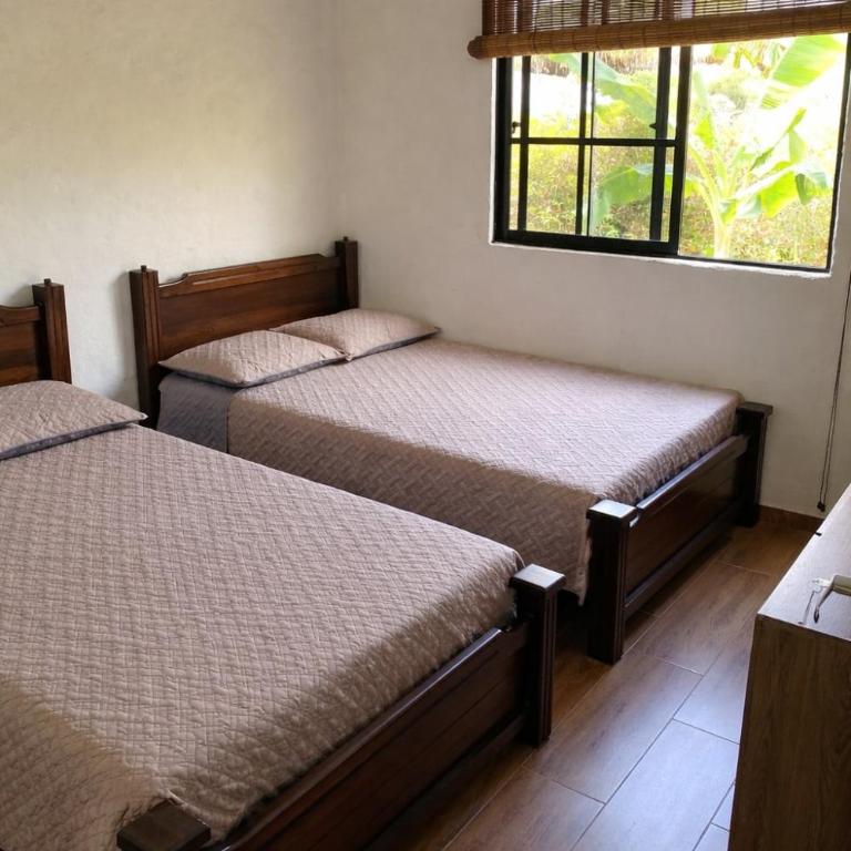 Refugio Campestre Mágico - Three-Bedroom House - 18