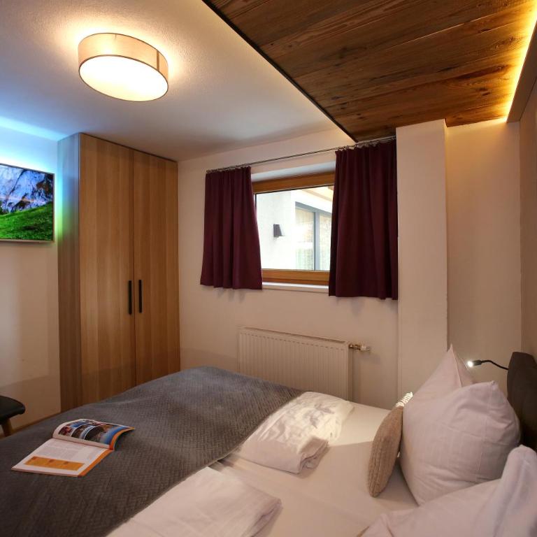 Annika Apartments summer card included - Apartment mit 2 Schlafzimmern und Balkon oder Terrasse - 48