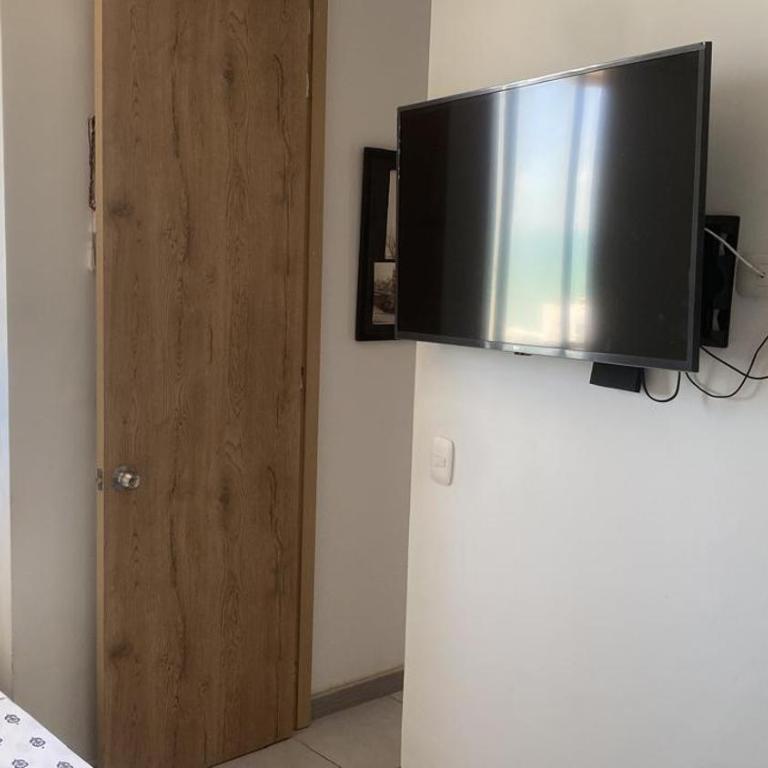 Ocean View Retreat - Cartagena Stay - Two-Bedroom Apartment - 2