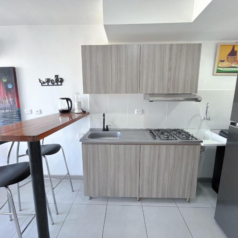 Ocean View Retreat - Cartagena Stay - Two-Bedroom Apartment - 5