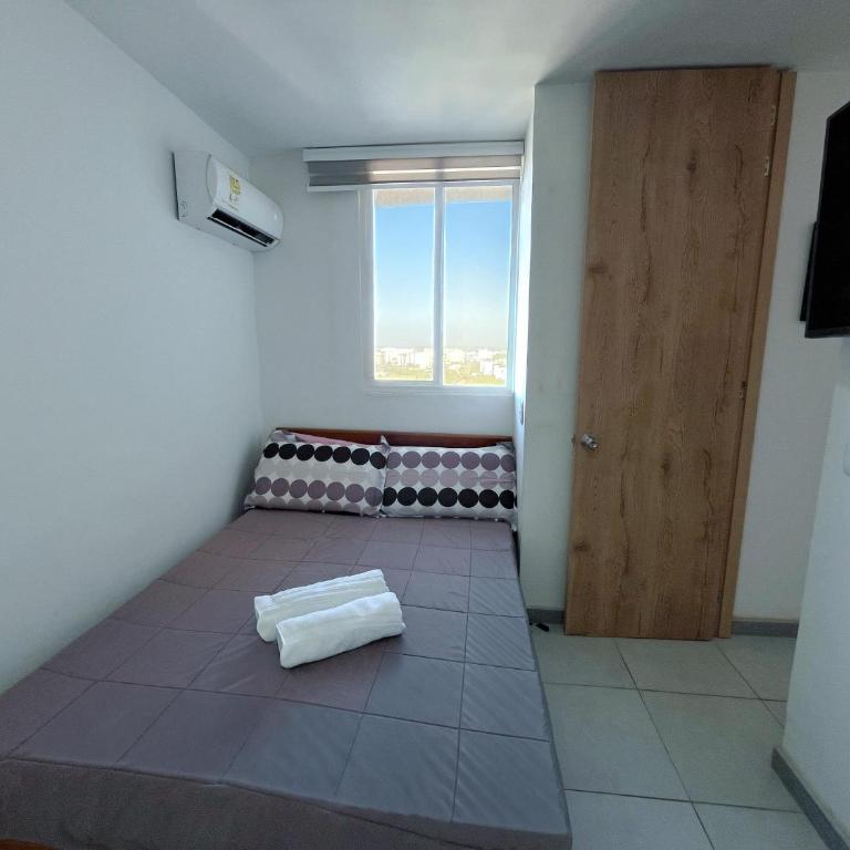 Ocean View Retreat - Cartagena Stay - Two-Bedroom Apartment - 7