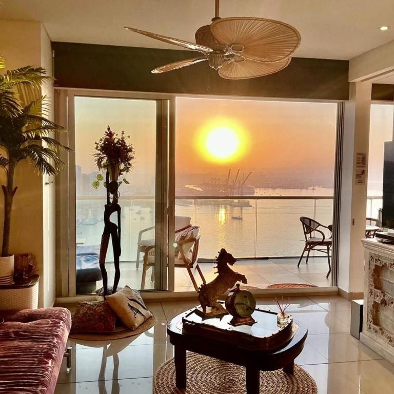 U-GO H2 Building in Bocagrande, Front to the Sea - Apartment with Sea View - 26