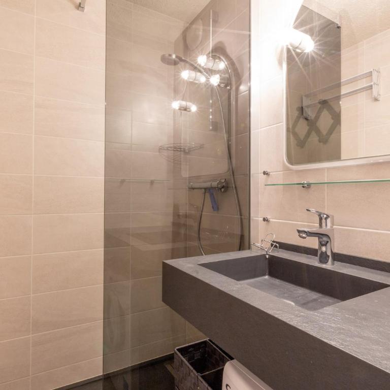 Appartement Centre Village ★★★, Parking, WIFI, Pied des Pistes, Confort 4 pers - FR-1-437-14 - Appartamento (4 Adulti) - 10