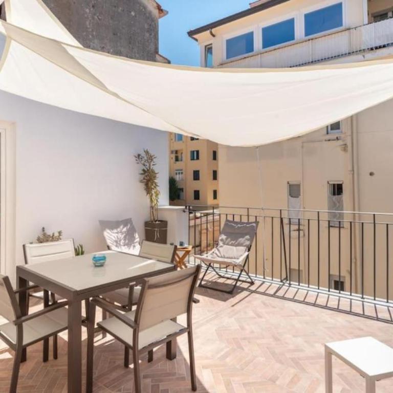 SorrentoVibes - Lux Family Home in Sorrento with Terrace&Solarium - Appartamento con 2 Camere da Letto - 23