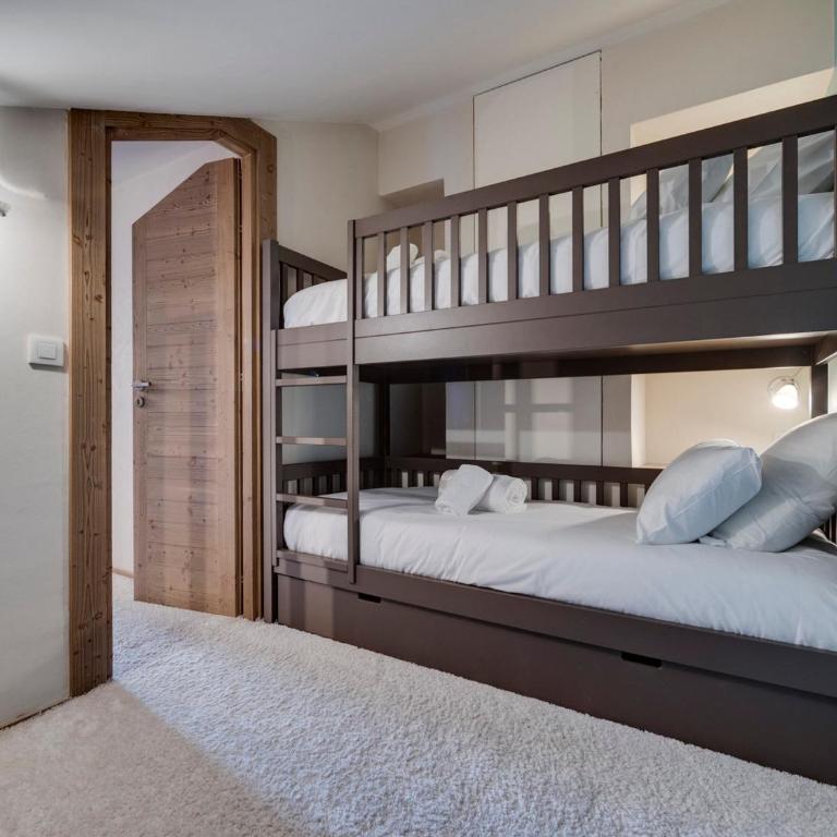 Appartement Duplex Rénové: 3 Pièces, 40m², Parking, Proche Centre Val d'Isère - FR-1-567-96 - Apartment - 7