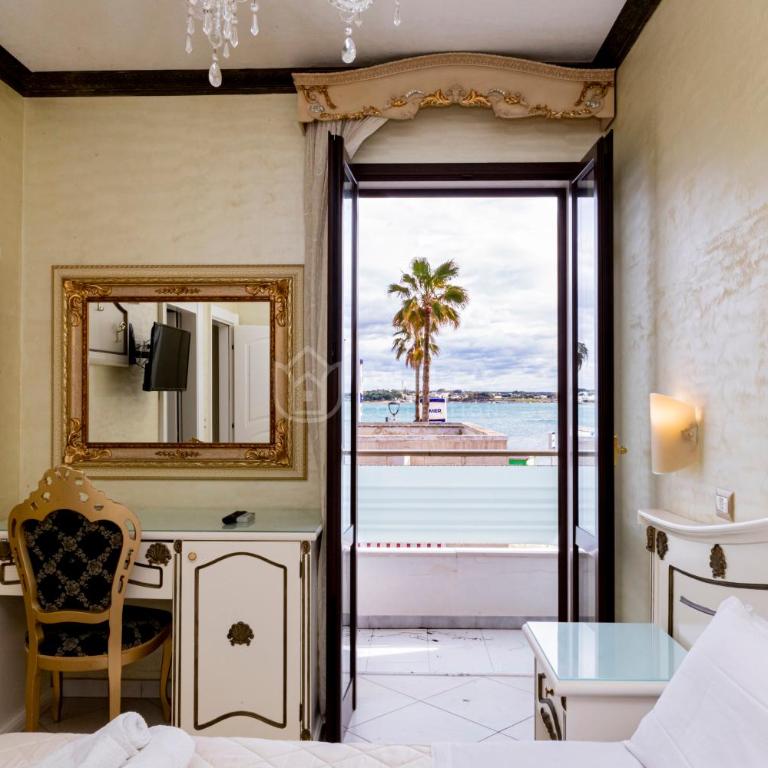 DIO DEL MARE LUXURY ROOM - Deluxe Double Room with Sea View - 12