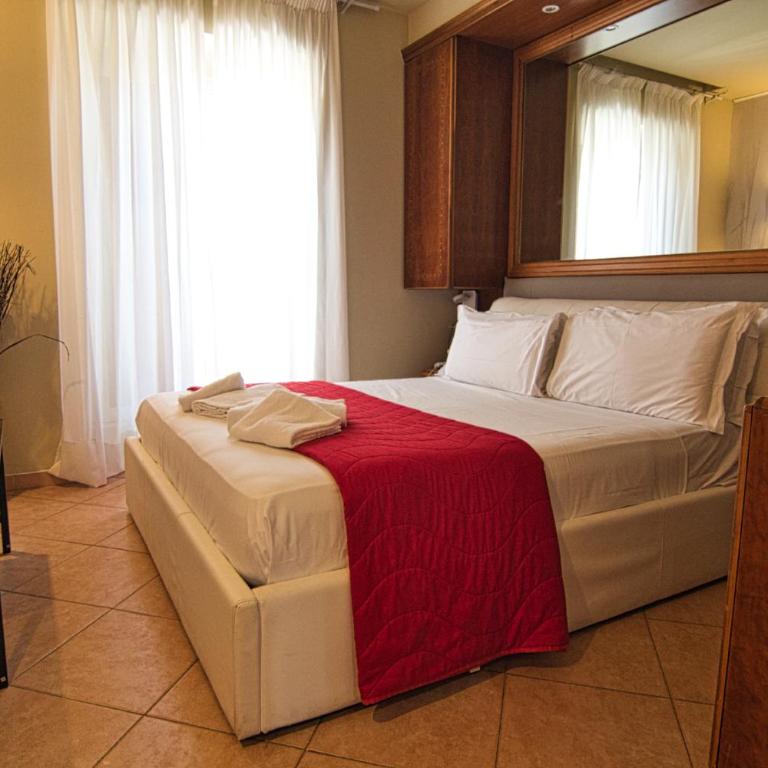 Affittacamere REGIO - Habitación Doble con baño privado - 3