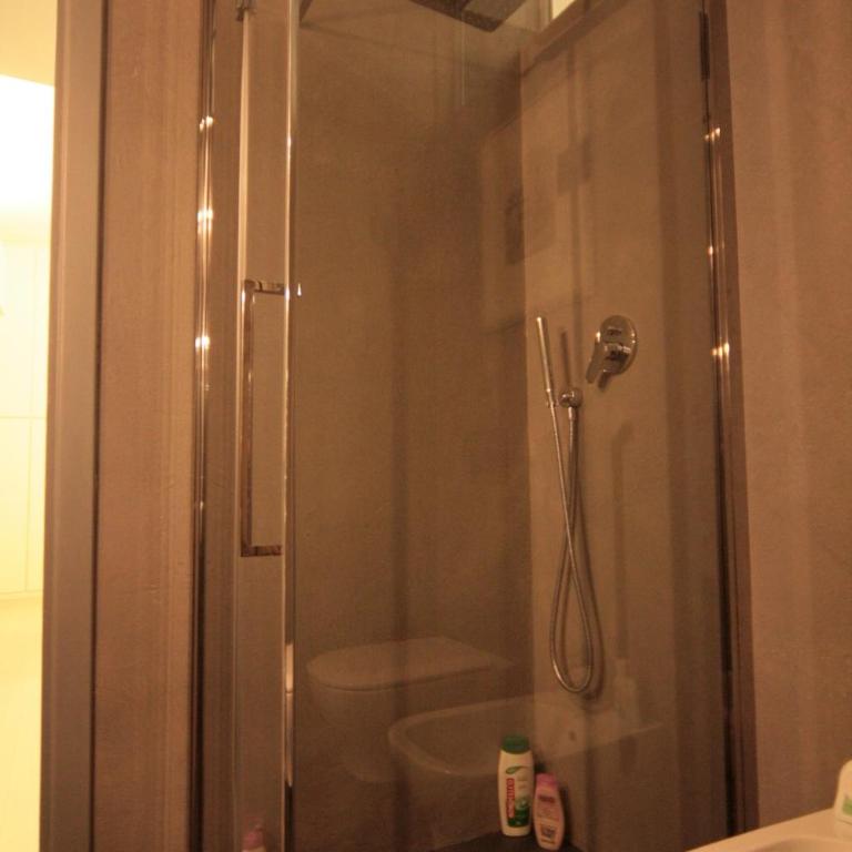New Unit Contemporary apartment Vittorio - Appartamento con 1 Camera da Letto - 9